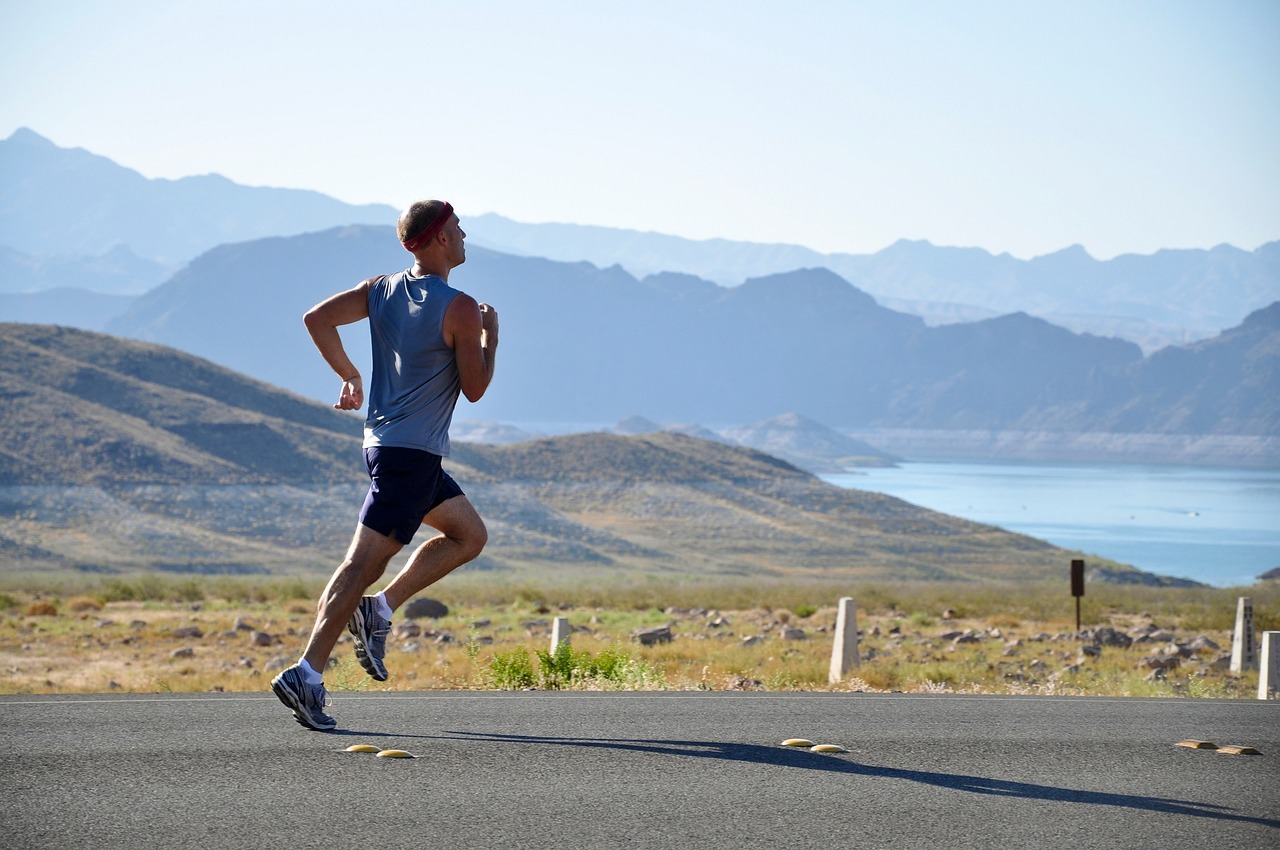 Bieganie spalanie tłuszczu na brzuchu? Co nam daje bieganie? Jak biegać aby wyszczuplić uda